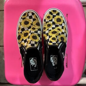 Vans Asher Women's slip-on sneakers